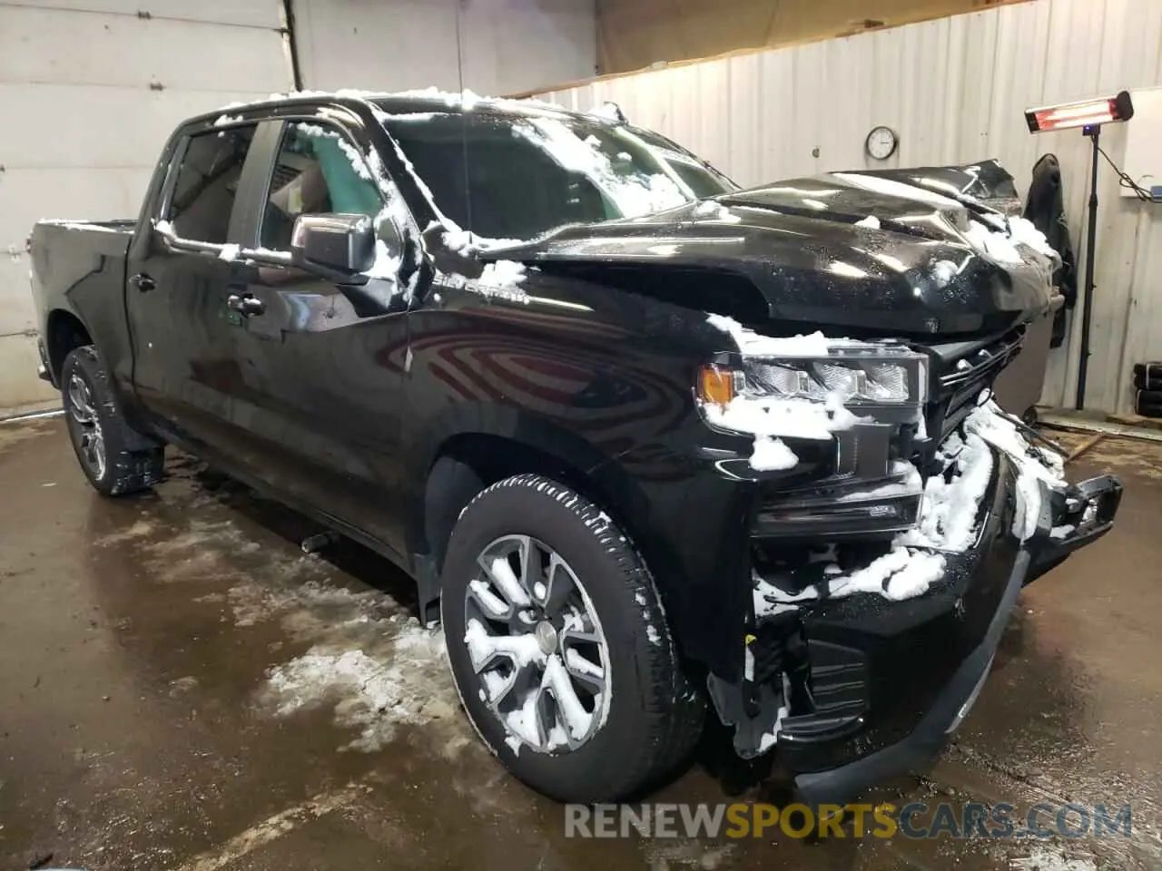4 Photograph of a damaged car 3GCPWCED0KG264117 CHEVROLET ALL Models 2019