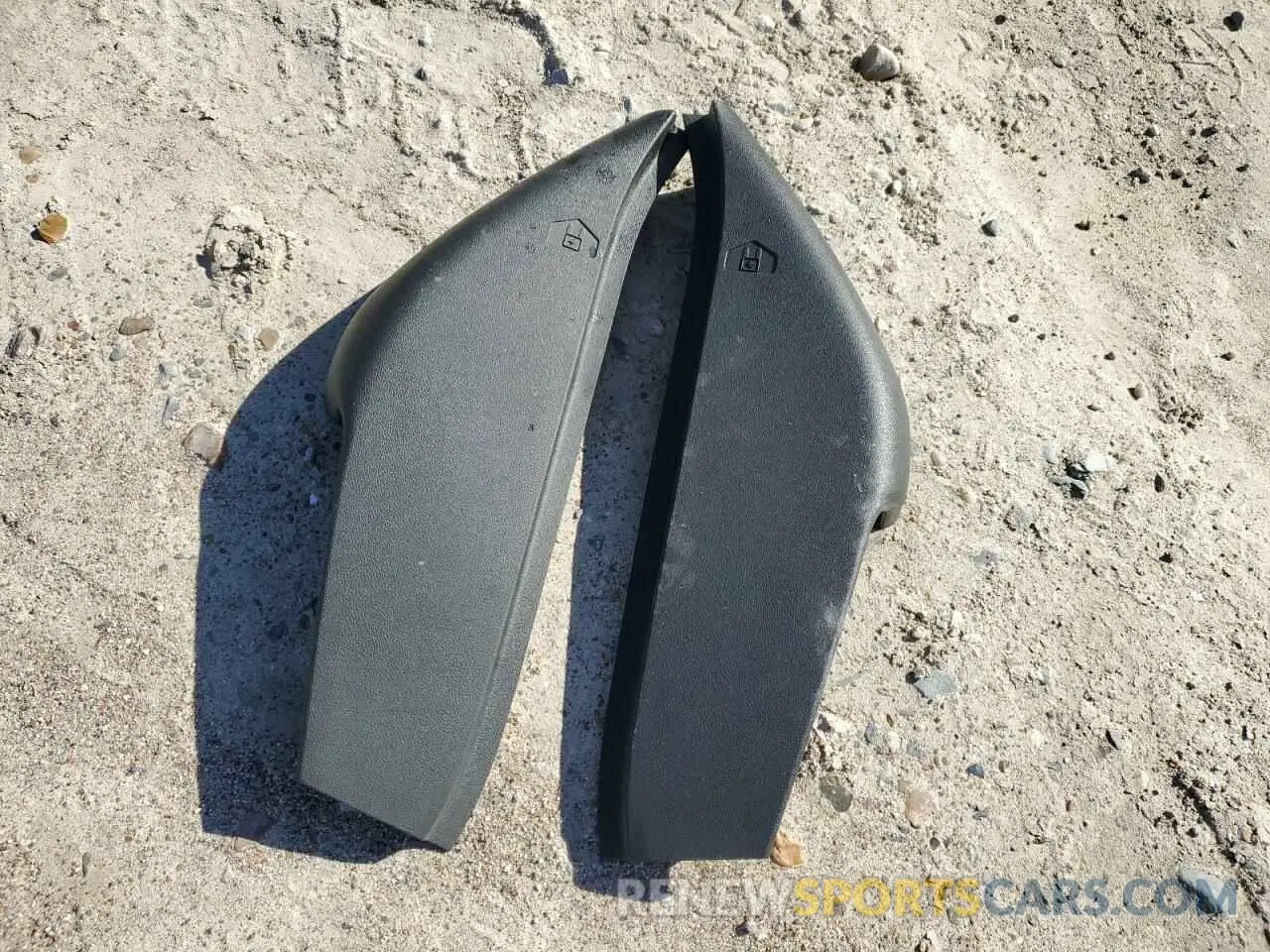 13 Photograph of a damaged car 3GCPWCED2KG198721 CHEVROLET ALL Models 2019