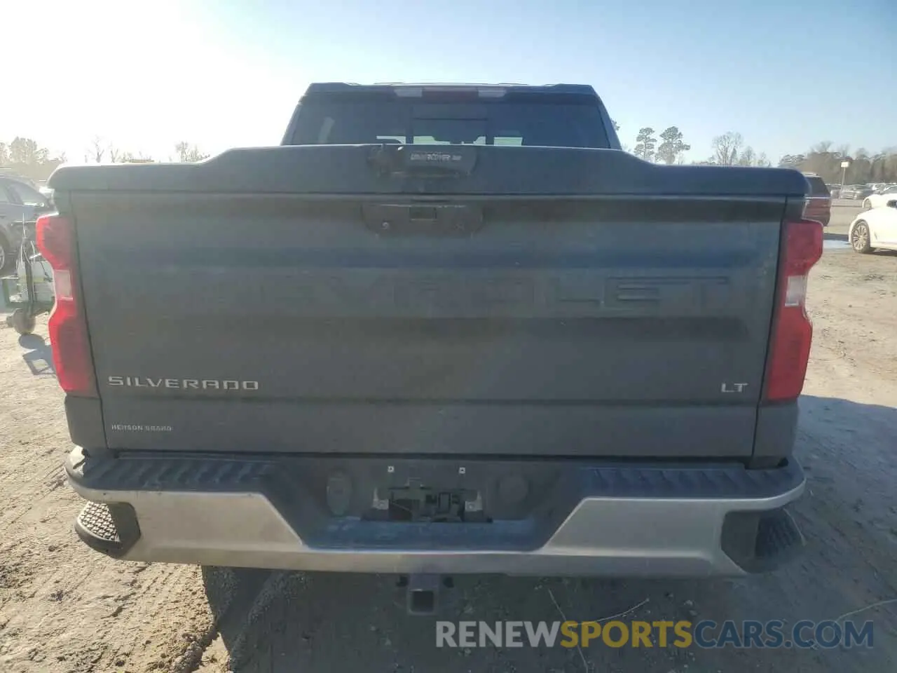6 Photograph of a damaged car 3GCPWCED3KG258117 CHEVROLET ALL Models 2019