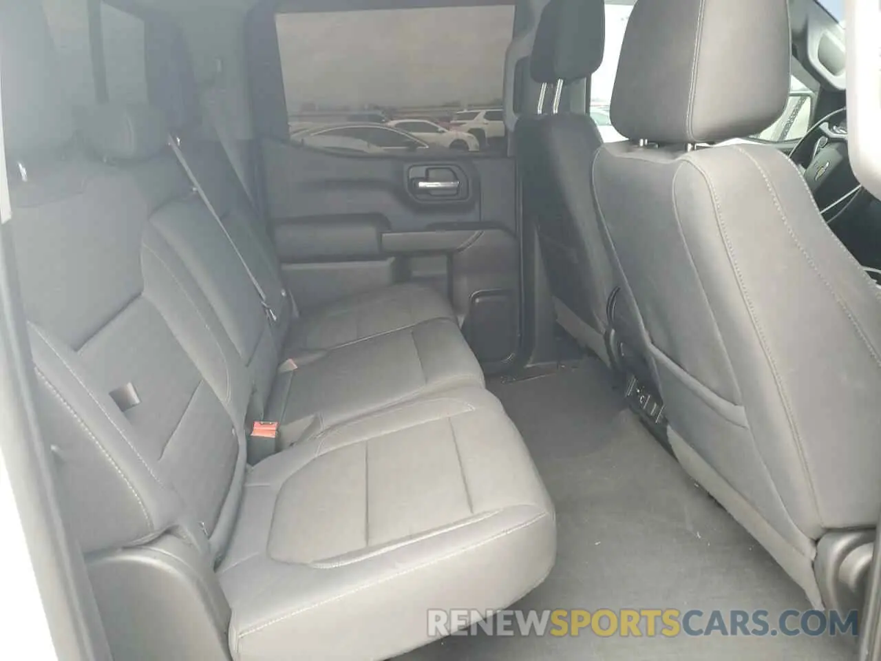 10 Photograph of a damaged car 3GCPWCED4KG158589 CHEVROLET ALL Models 2019