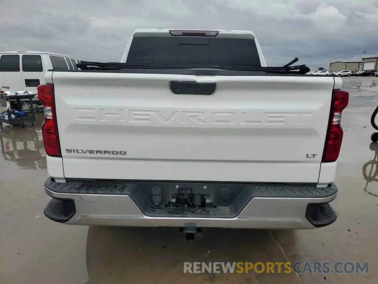 6 Photograph of a damaged car 3GCPWCED4KG158589 CHEVROLET ALL Models 2019