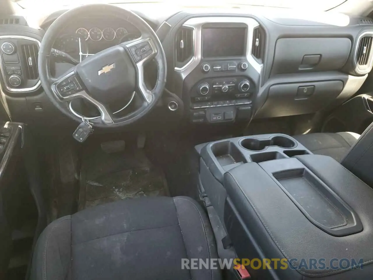 8 Photograph of a damaged car 3GCPWCED8KG105426 CHEVROLET ALL Models 2019