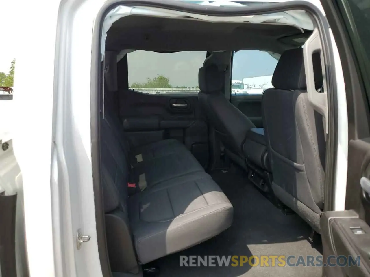 10 Photograph of a damaged car 3GCPWCEK7KG130395 CHEVROLET ALL Models 2019