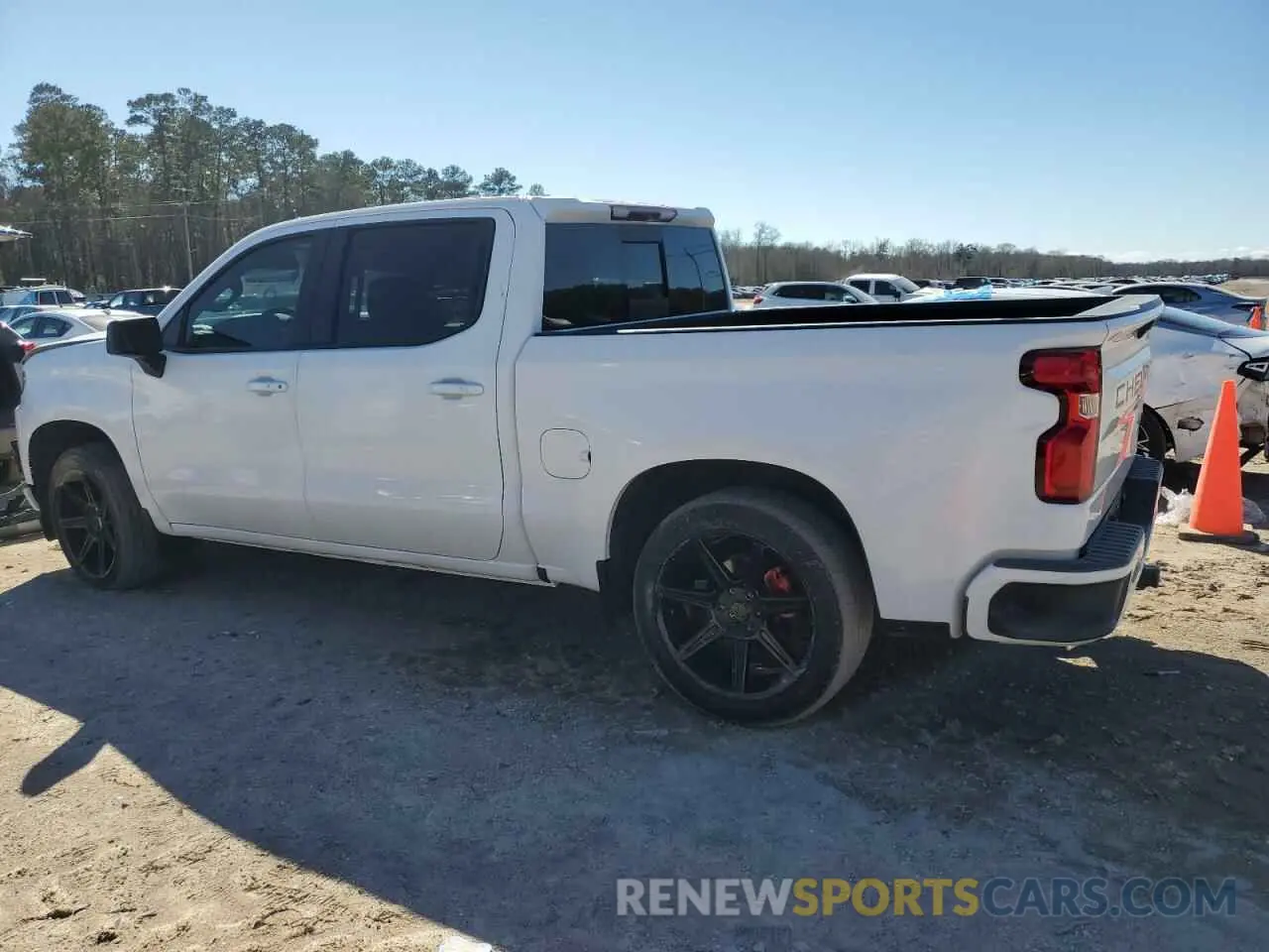 2 Photograph of a damaged car 3GCPWDED5KG209541 CHEVROLET ALL Models 2019