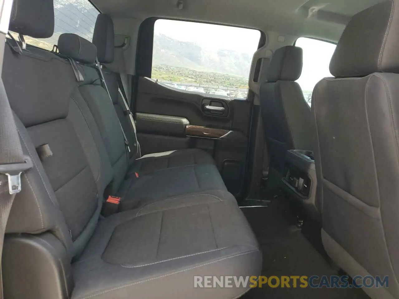 10 Photograph of a damaged car 3GCPWDED9KG248830 CHEVROLET ALL Models 2019