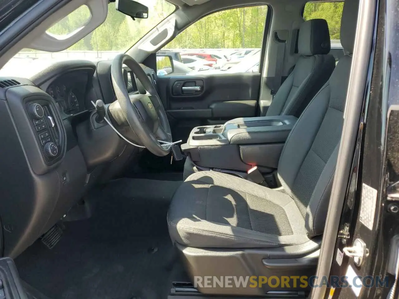 7 Photograph of a damaged car 3GCPYBEH1KG219324 CHEVROLET ALL Models 2019