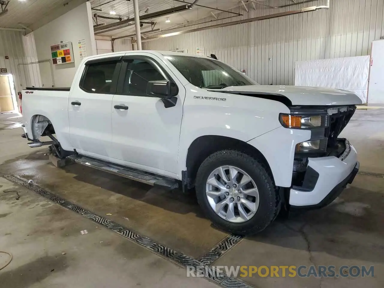 4 Photograph of a damaged car 3GCPYBEH2KG157495 CHEVROLET ALL Models 2019