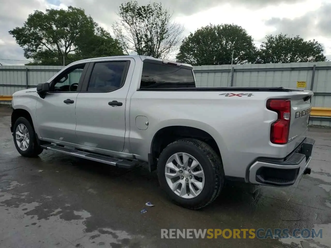 2 Photograph of a damaged car 3GCPYBEH6KG181038 CHEVROLET ALL Models 2019