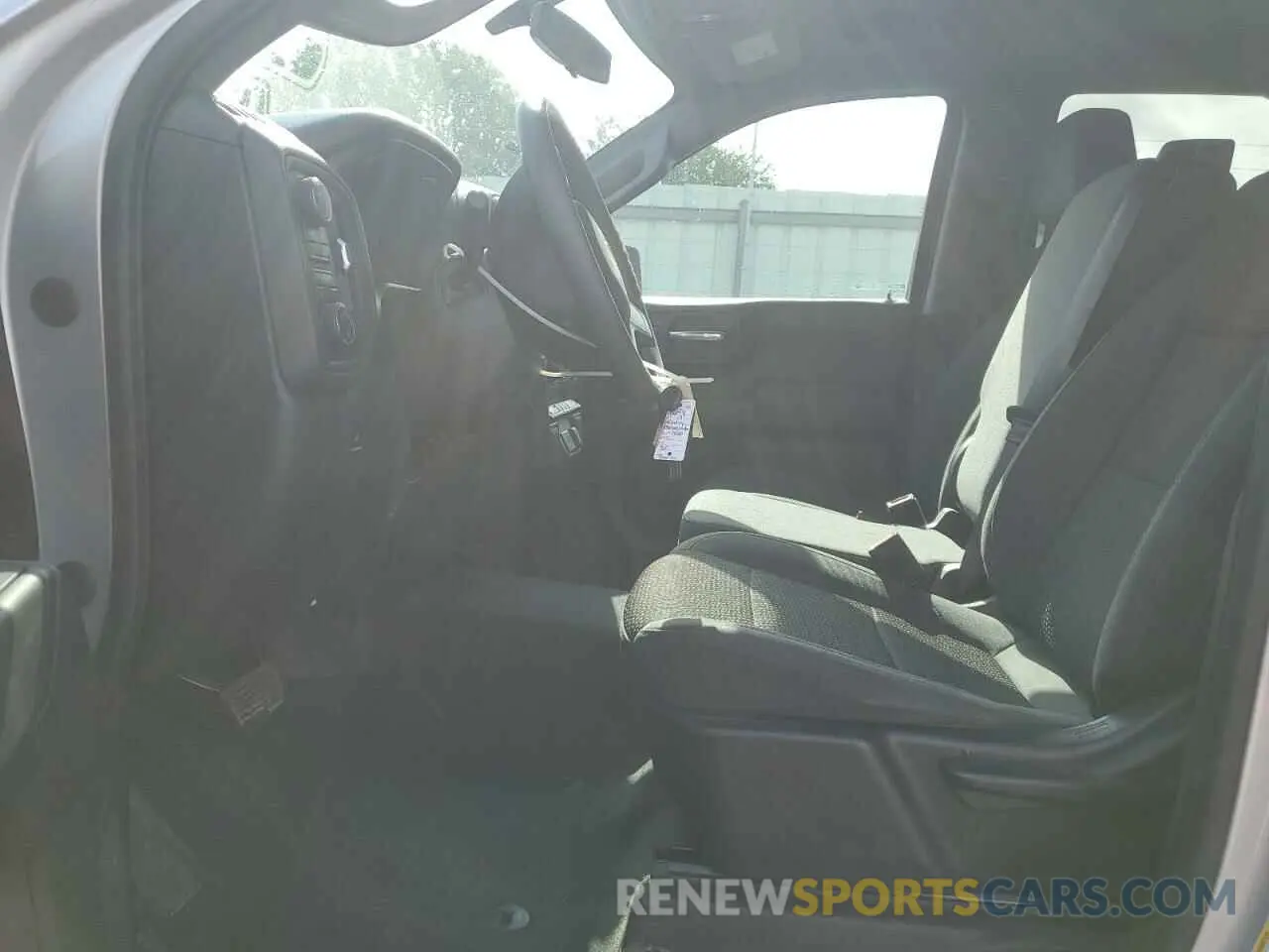 7 Photograph of a damaged car 3GCPYBEH6KG181038 CHEVROLET ALL Models 2019