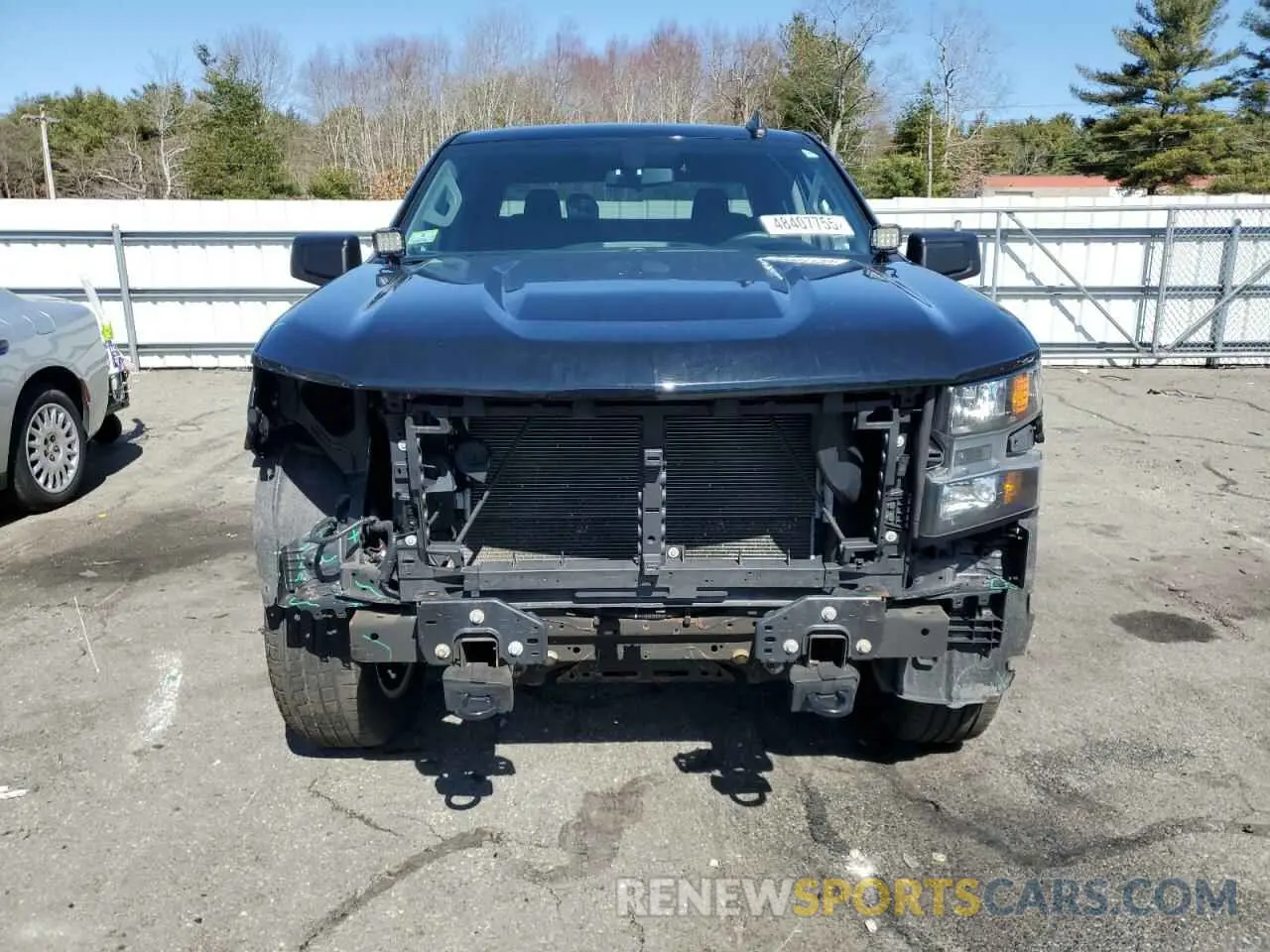 5 Photograph of a damaged car 3GCPYBEH7KG152504 CHEVROLET ALL Models 2019