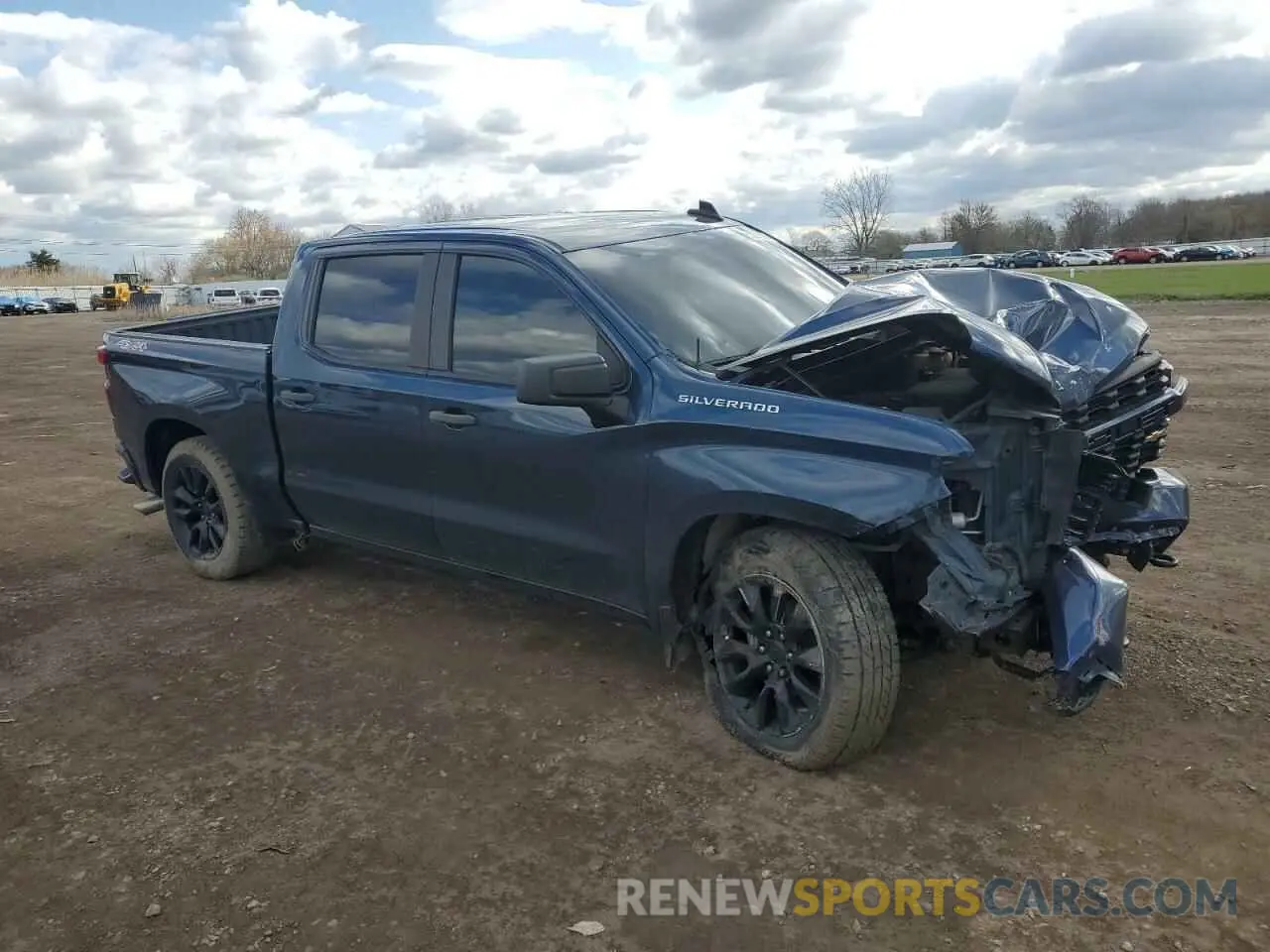 4 Photograph of a damaged car 3GCPYBEH7KG218243 CHEVROLET ALL Models 2019