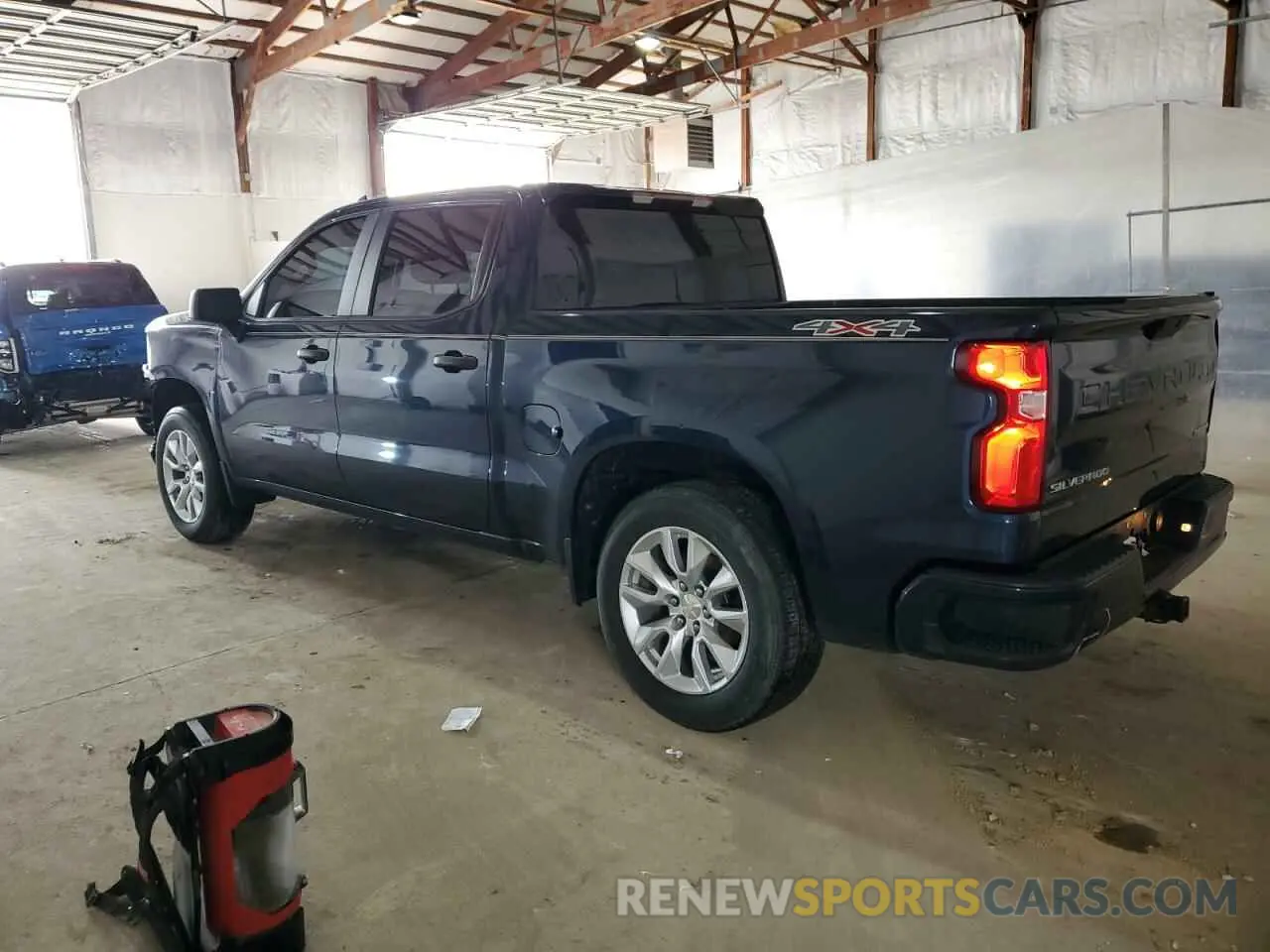 2 Photograph of a damaged car 3GCPYBEH9KG219832 CHEVROLET ALL Models 2019