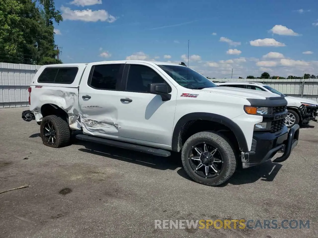 4 Photograph of a damaged car 3GCPYCEF1KG145309 CHEVROLET ALL Models 2019
