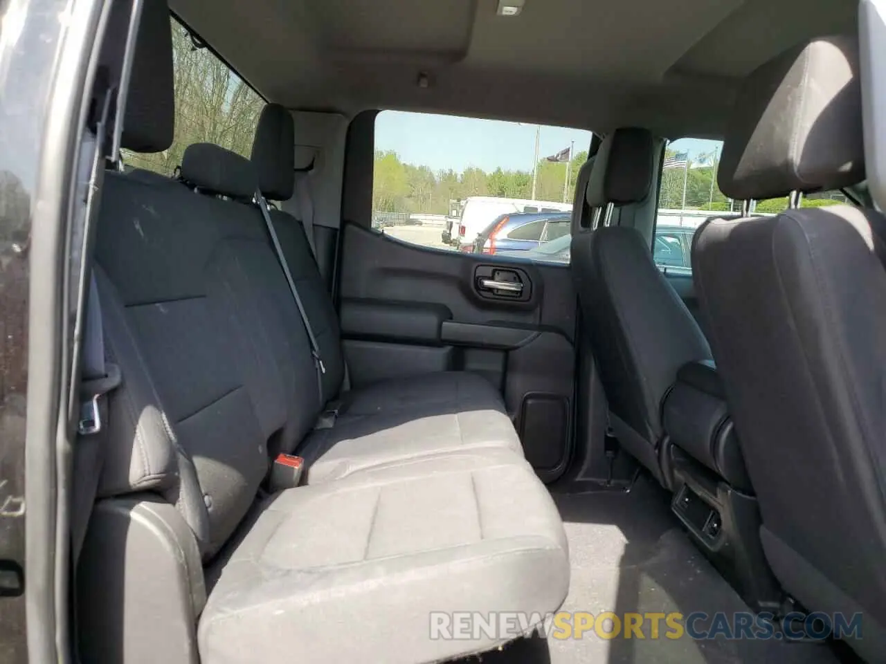 10 Photograph of a damaged car 3GCPYCEF2KG110620 CHEVROLET ALL Models 2019
