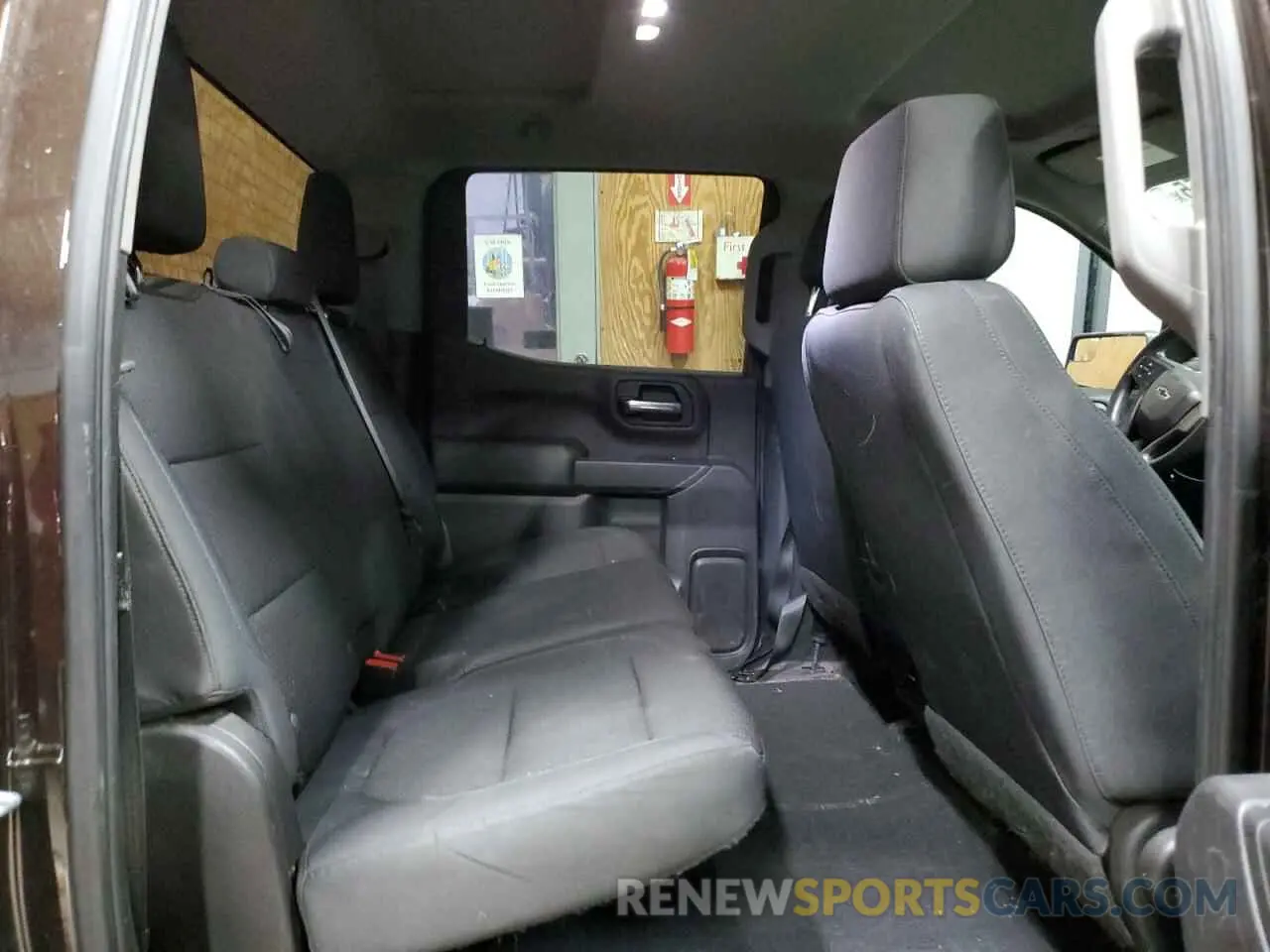 10 Photograph of a damaged car 3GCPYCEF8KG127244 CHEVROLET ALL Models 2019
