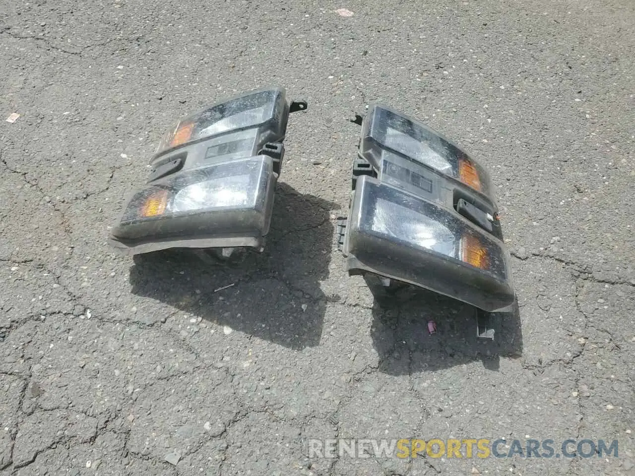 12 Photograph of a damaged car 3GCPYCEF8KG158204 CHEVROLET ALL Models 2019