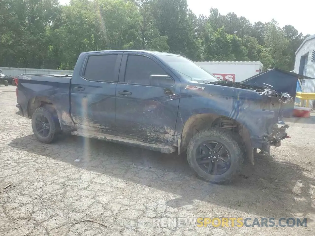 4 Photograph of a damaged car 3GCPYCEF8KG158204 CHEVROLET ALL Models 2019