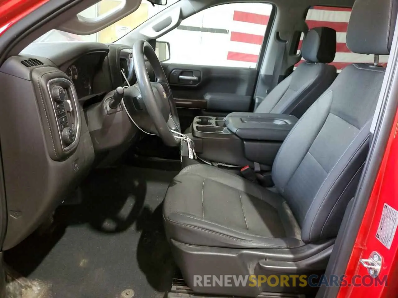 7 Photograph of a damaged car 3GCPYDEK5KG123736 CHEVROLET ALL Models 2019