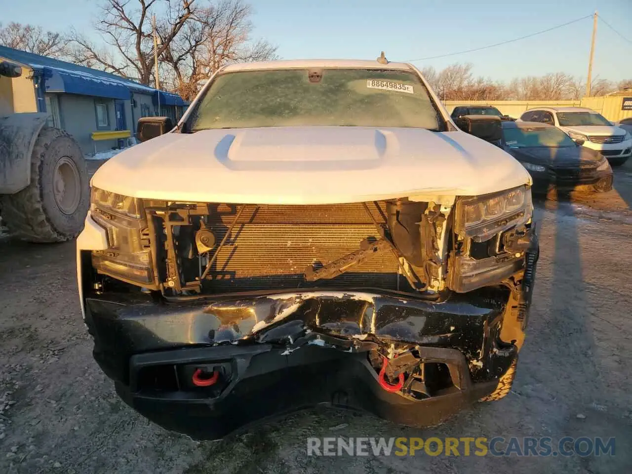 5 Photograph of a damaged car 3GCPYFED2KG199251 CHEVROLET ALL Models 2019