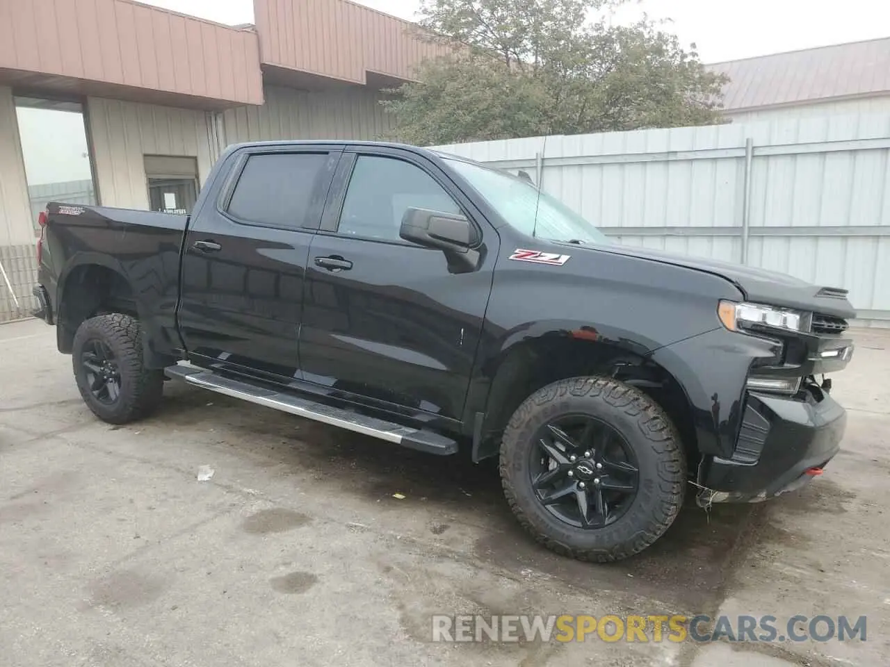 4 Photograph of a damaged car 3GCPYFED2KG298975 CHEVROLET ALL Models 2019