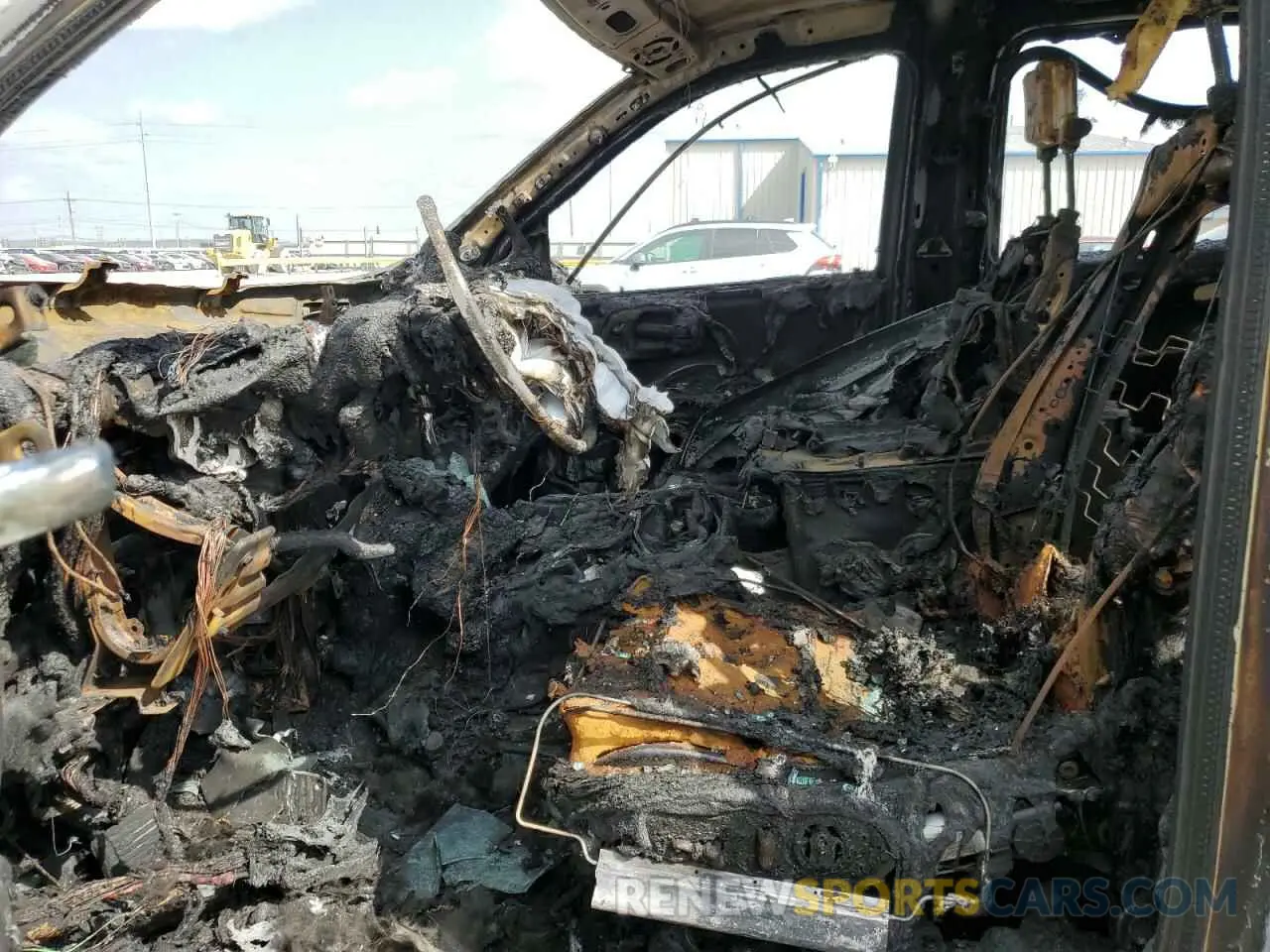 7 Photograph of a damaged car 3GCPYFED2KG305066 CHEVROLET ALL Models 2019