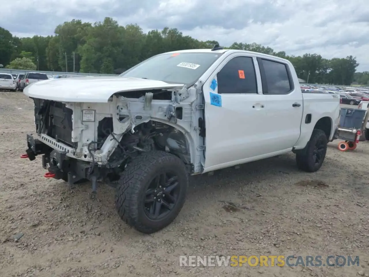 1 Photograph of a damaged car 3GCPYFEDXKG264315 CHEVROLET ALL Models 2019
