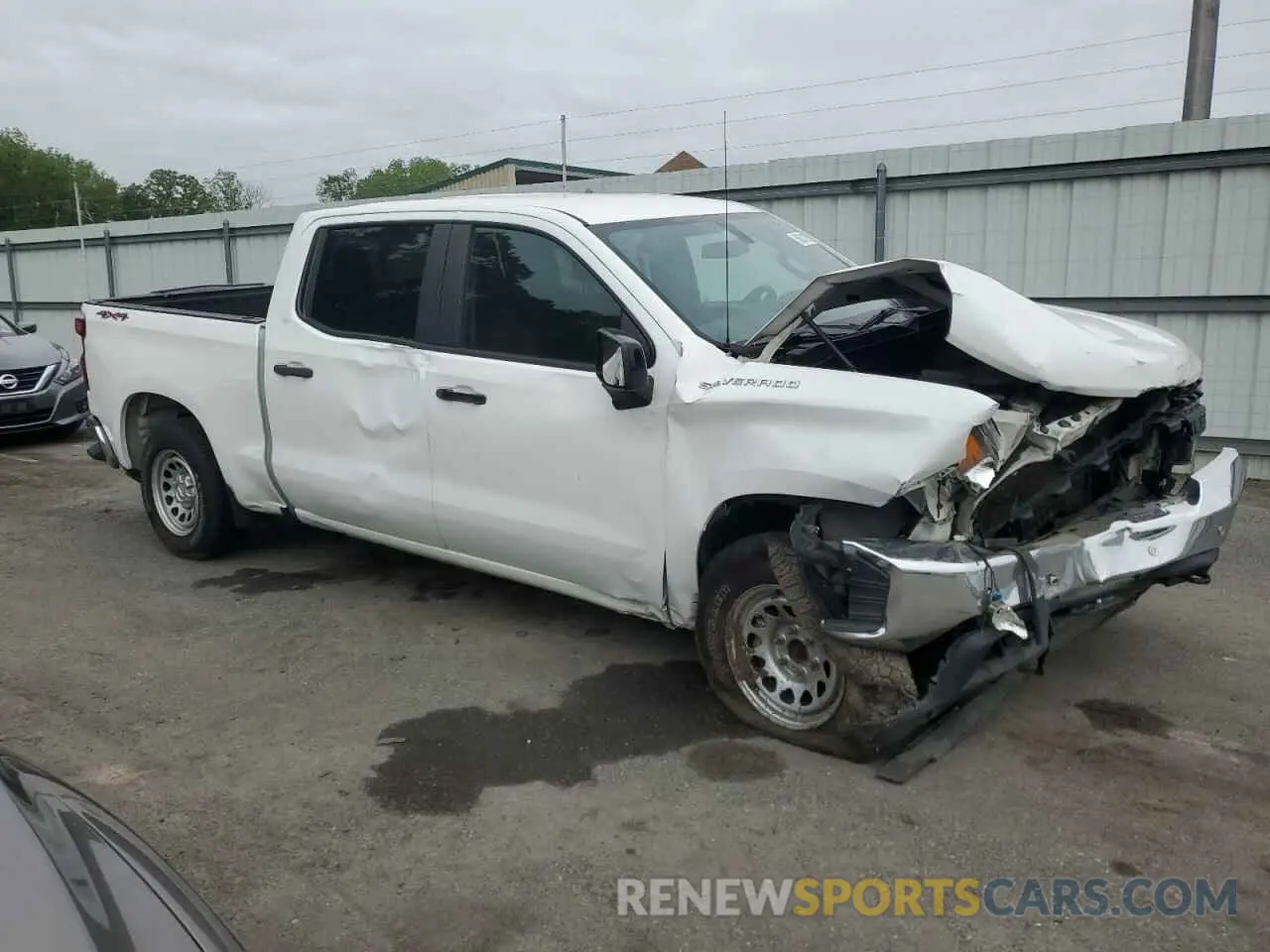 4 Photograph of a damaged car 3GCUYAEF7KG103959 CHEVROLET ALL Models 2019