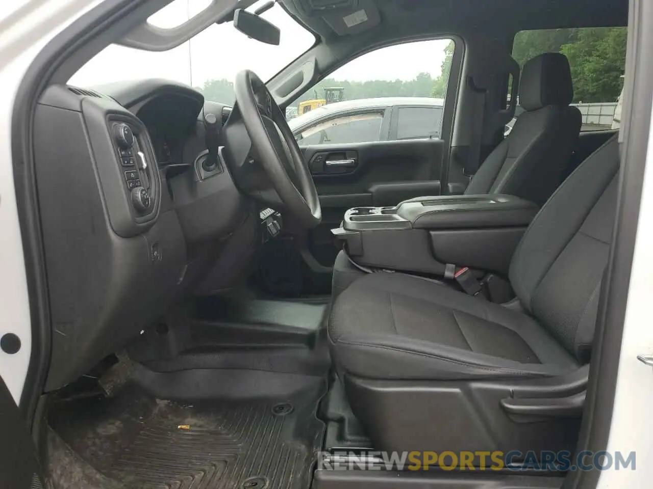 7 Photograph of a damaged car 3GCUYAEF7KG103959 CHEVROLET ALL Models 2019