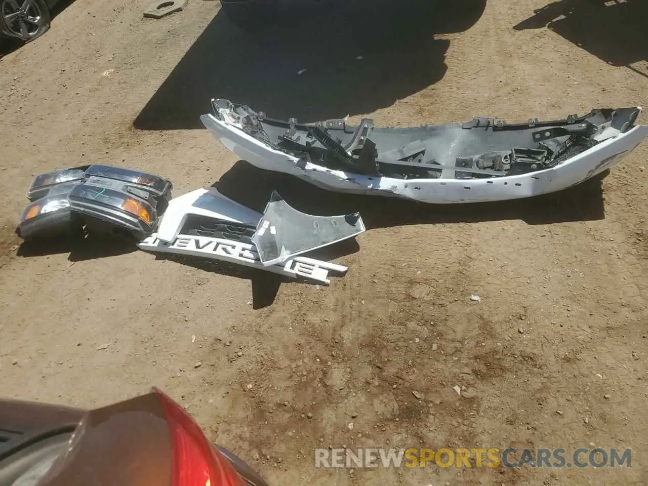 12 Photograph of a damaged car 3GCUYBEF8KG128004 CHEVROLET ALL Models 2019