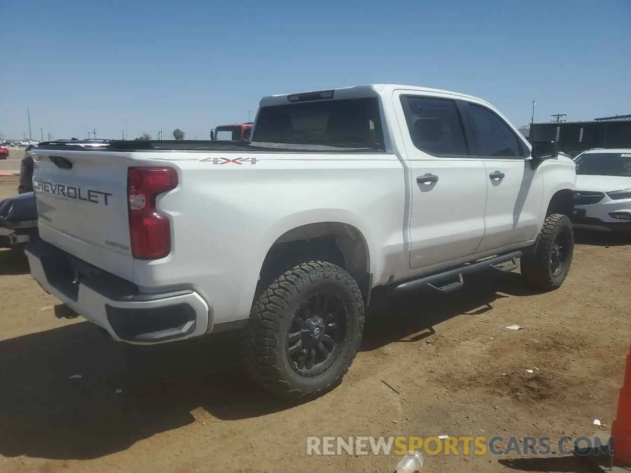 3 Photograph of a damaged car 3GCUYBEF8KG128004 CHEVROLET ALL Models 2019