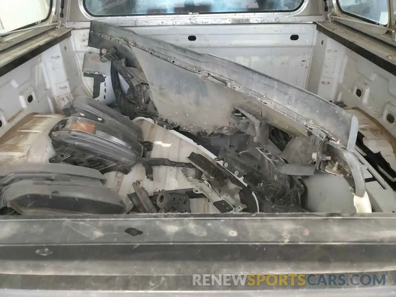 12 Photograph of a damaged car 3GCUYBEF9KG128349 CHEVROLET ALL Models 2019