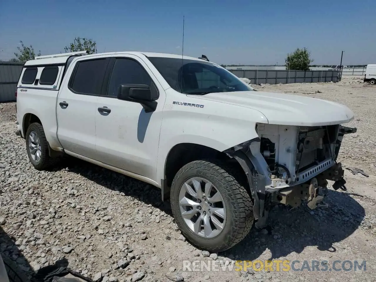 4 Photograph of a damaged car 3GCUYBEF9KG128349 CHEVROLET ALL Models 2019