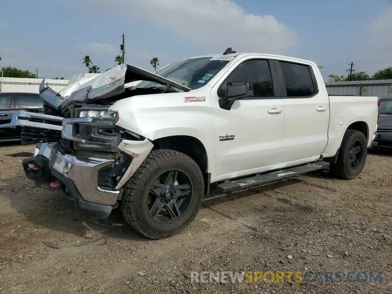 1 Photograph of a damaged car 3GCUYDED1KG280331 CHEVROLET ALL Models 2019
