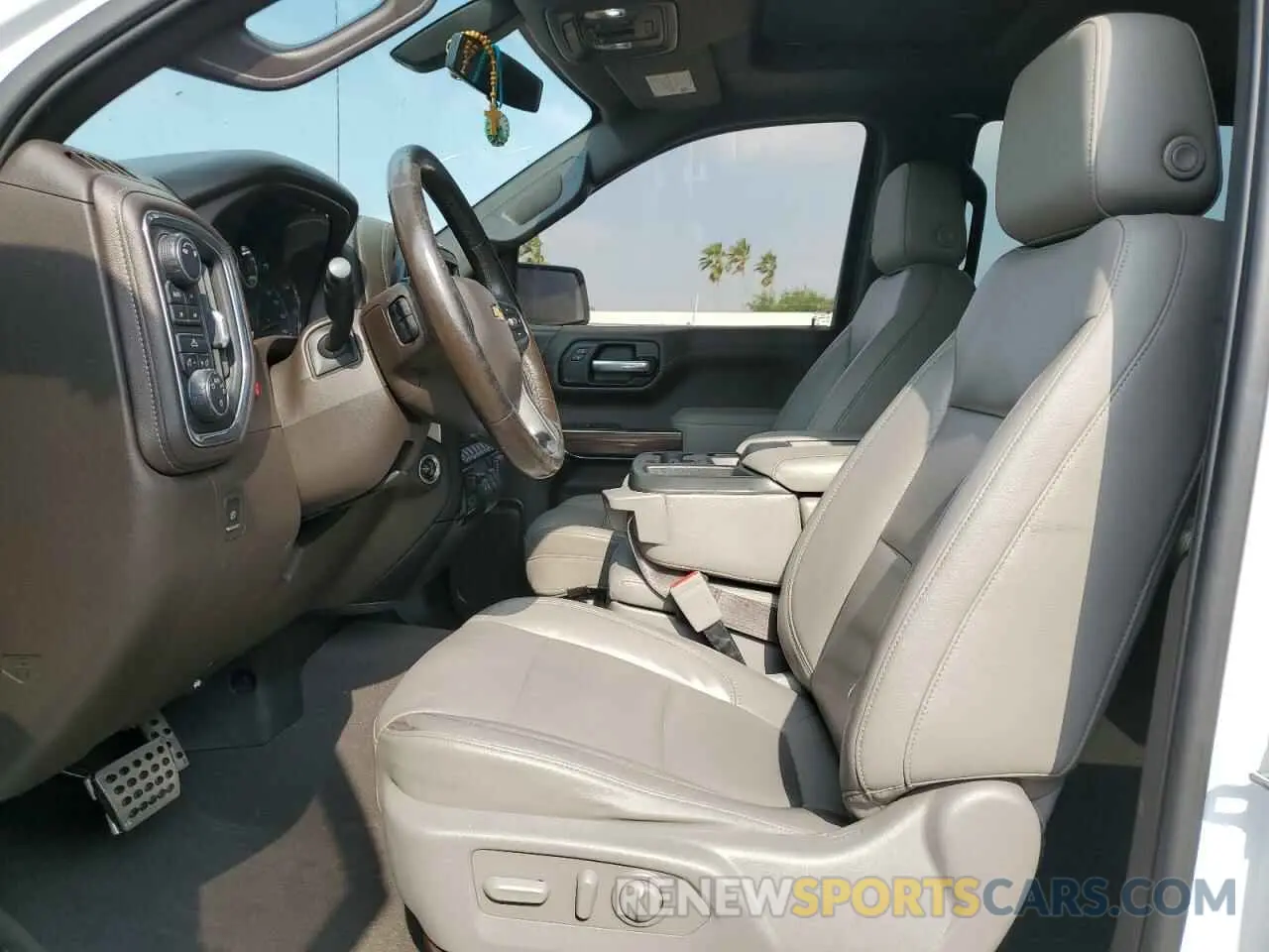 7 Photograph of a damaged car 3GCUYDED1KG280331 CHEVROLET ALL Models 2019
