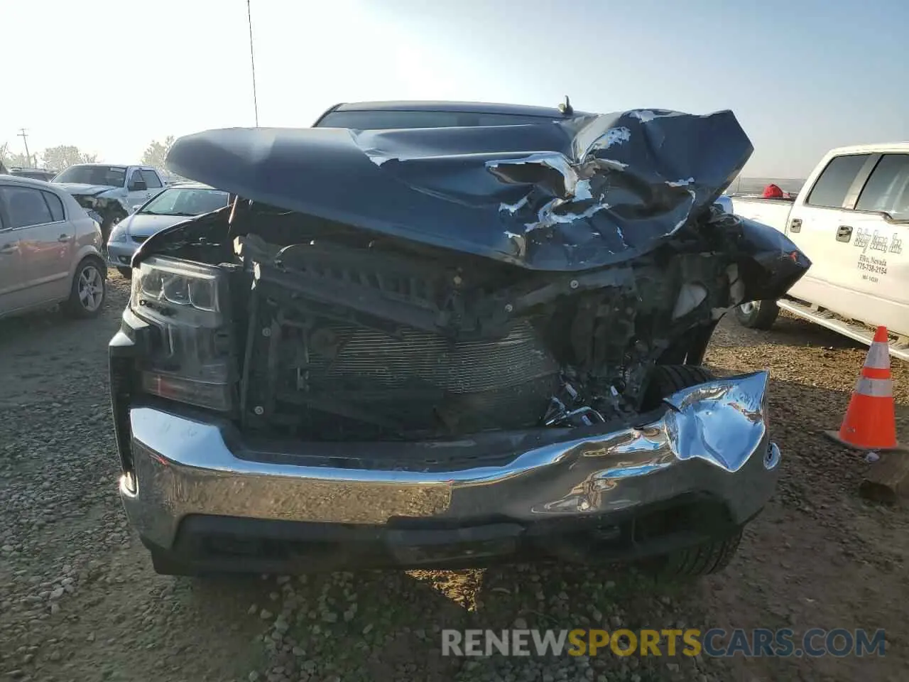 5 Photograph of a damaged car 3GCUYDED2KG258063 CHEVROLET ALL Models 2019