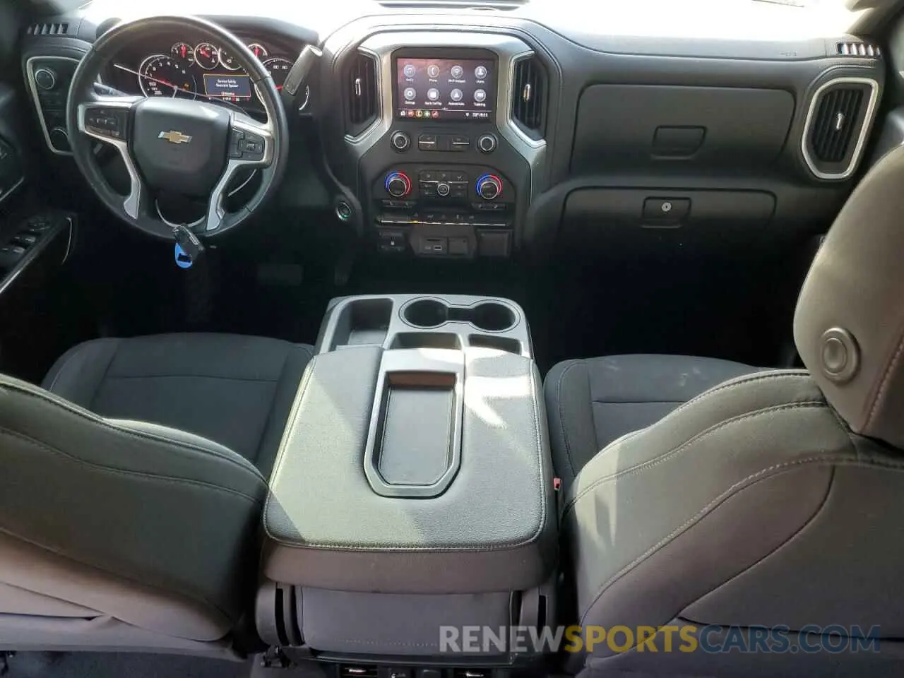 8 Photograph of a damaged car 3GCUYDED3KG163981 CHEVROLET ALL Models 2019