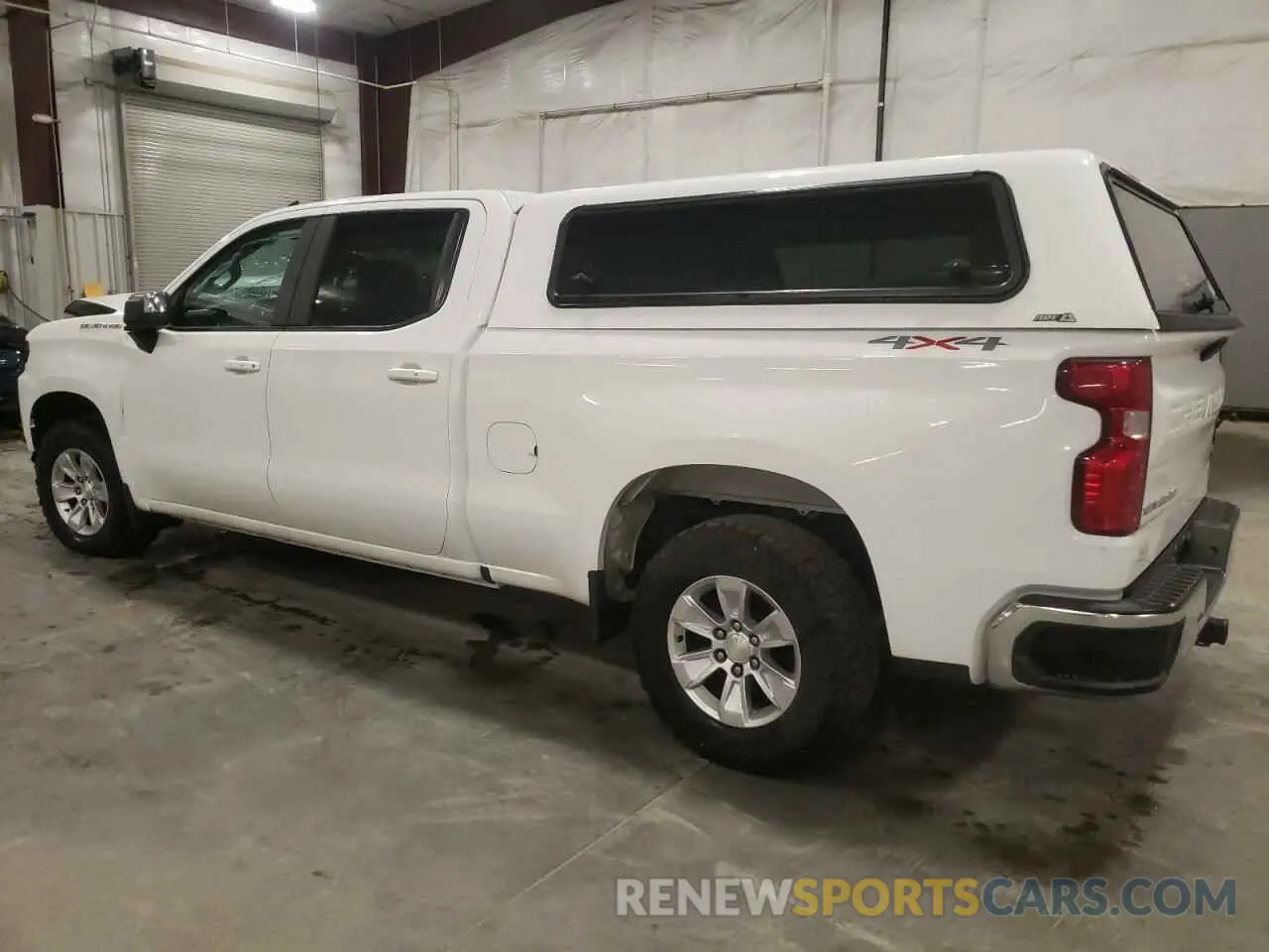 2 Photograph of a damaged car 3GCUYDED6KG252749 CHEVROLET All Models 2019