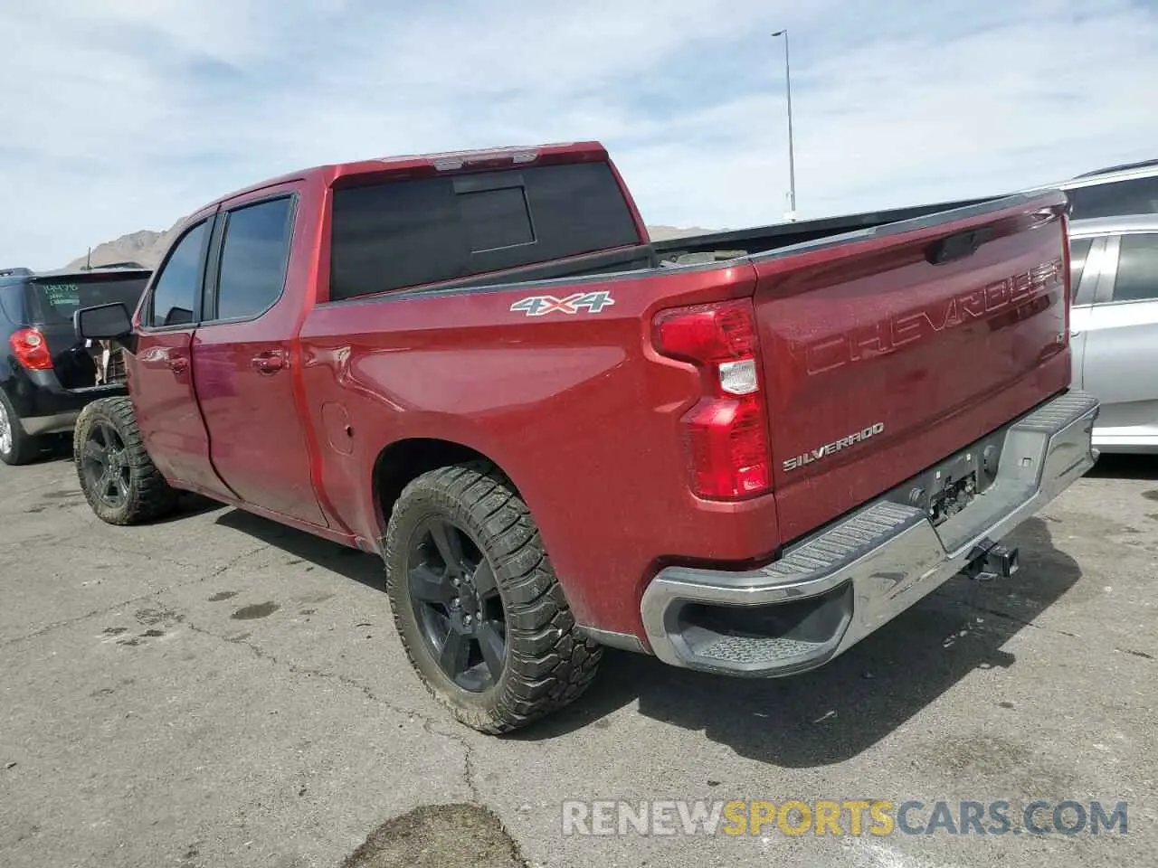 2 Photograph of a damaged car 3GCUYDED8KG122696 CHEVROLET ALL Models 2019