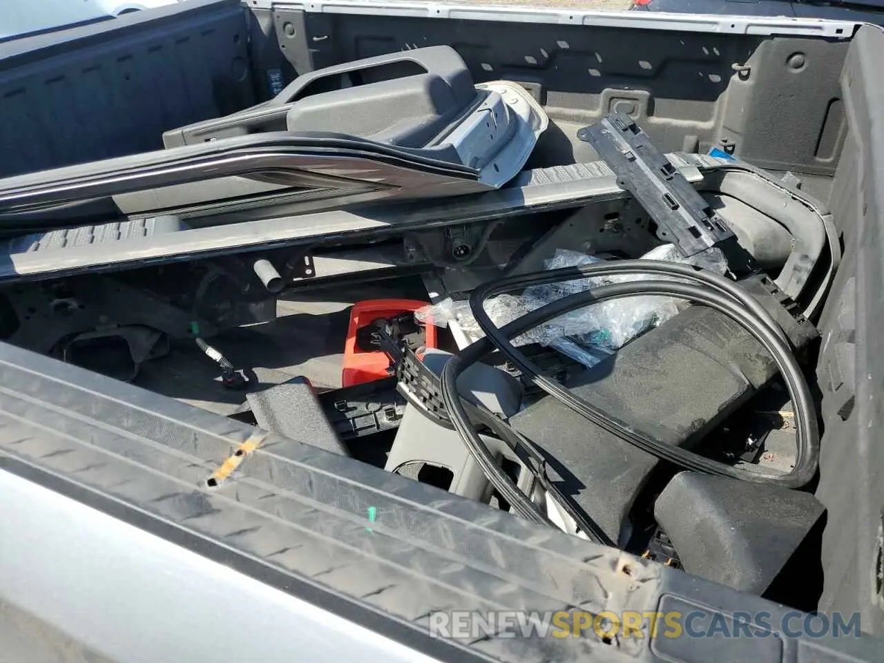 12 Photograph of a damaged car 3GCUYDED8KG296218 CHEVROLET ALL Models 2019