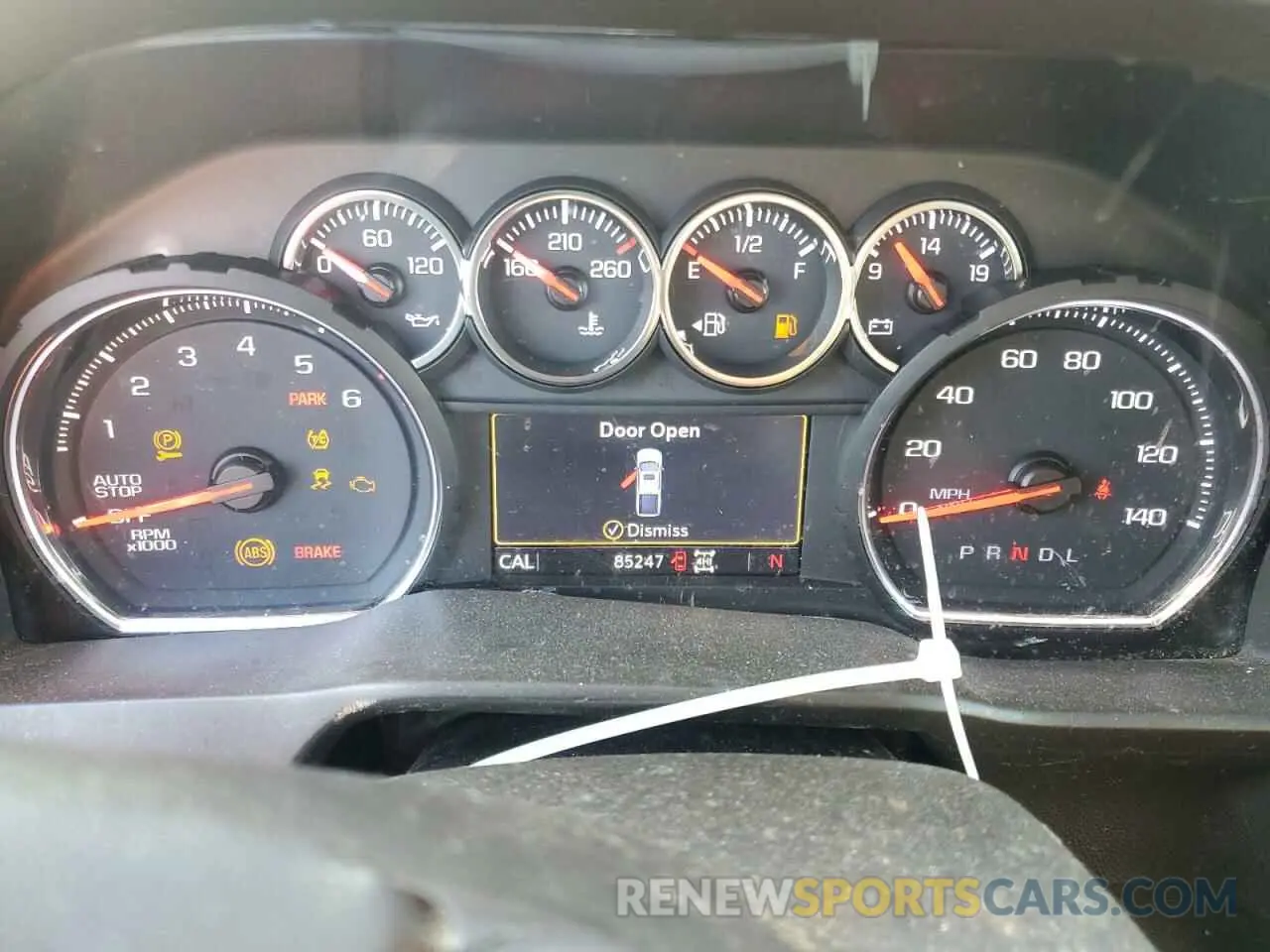9 Photograph of a damaged car 3GCUYDEDXKG156252 CHEVROLET ALL Models 2019