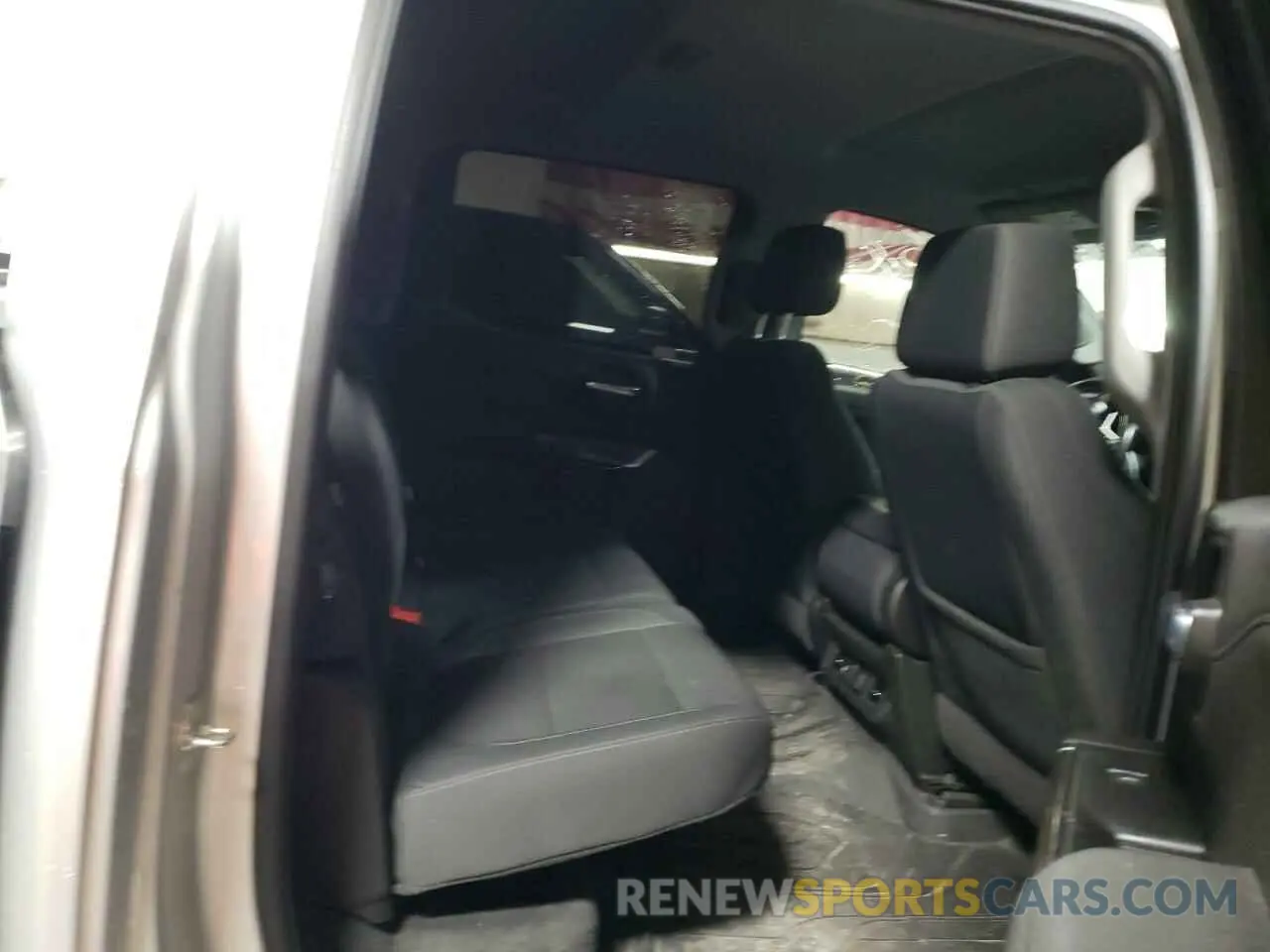 10 Photograph of a damaged car 3GCUYEED8KG293051 CHEVROLET ALL Models 2019