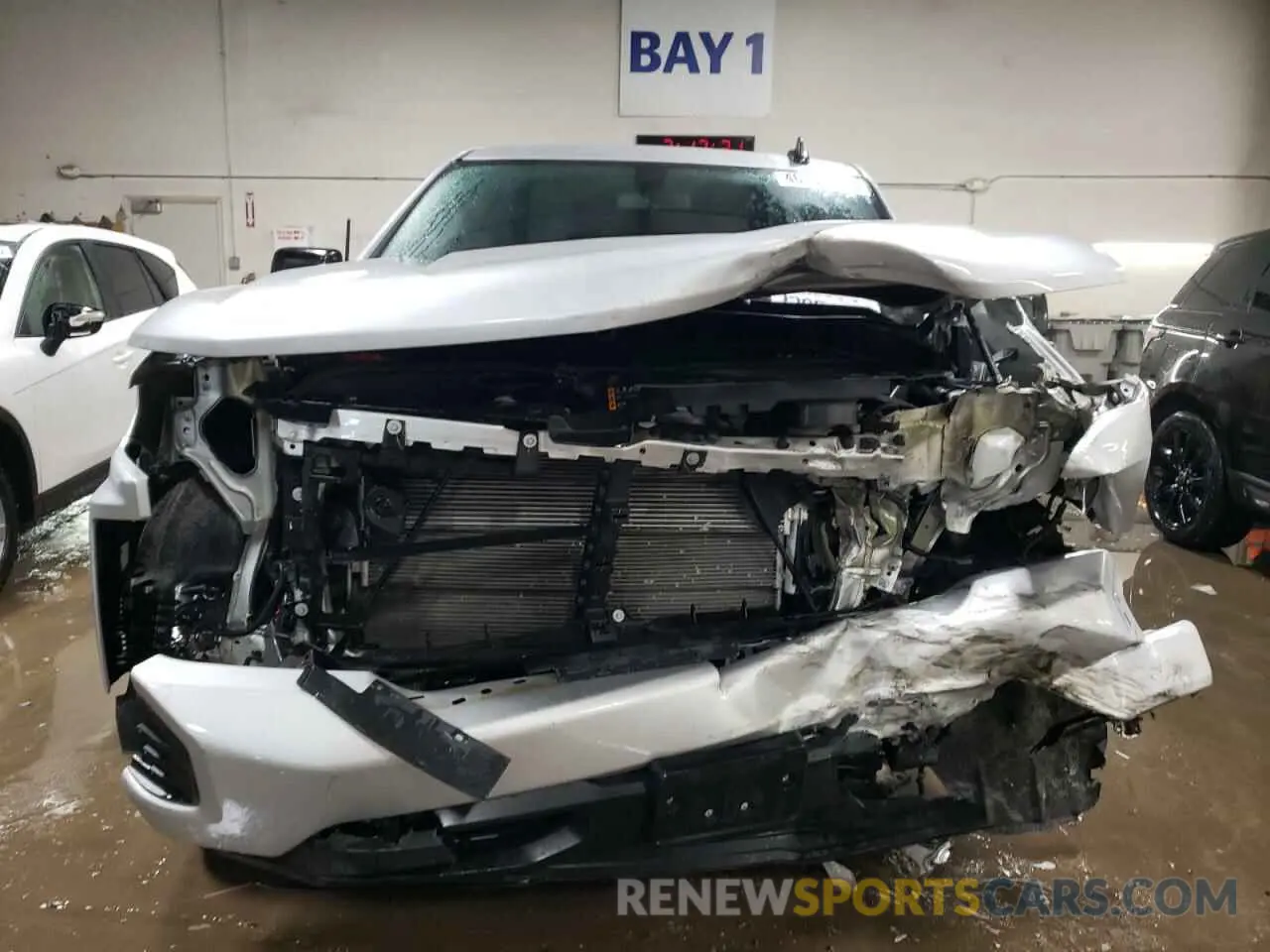 5 Photograph of a damaged car 3GCUYEED8KG293051 CHEVROLET ALL Models 2019
