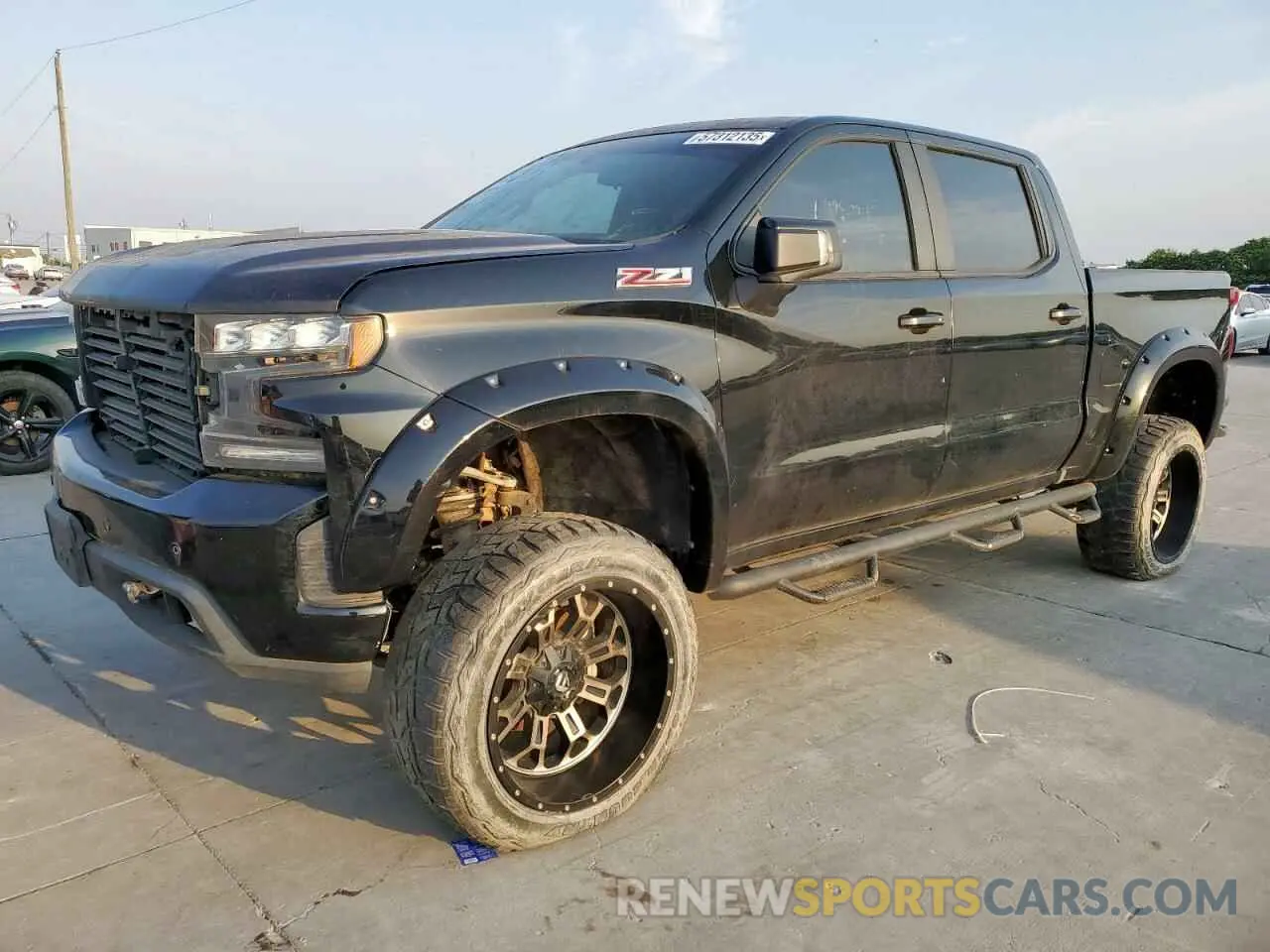 1 Photograph of a damaged car 3GCUYEEDXKG166804 CHEVROLET ALL Models 2019