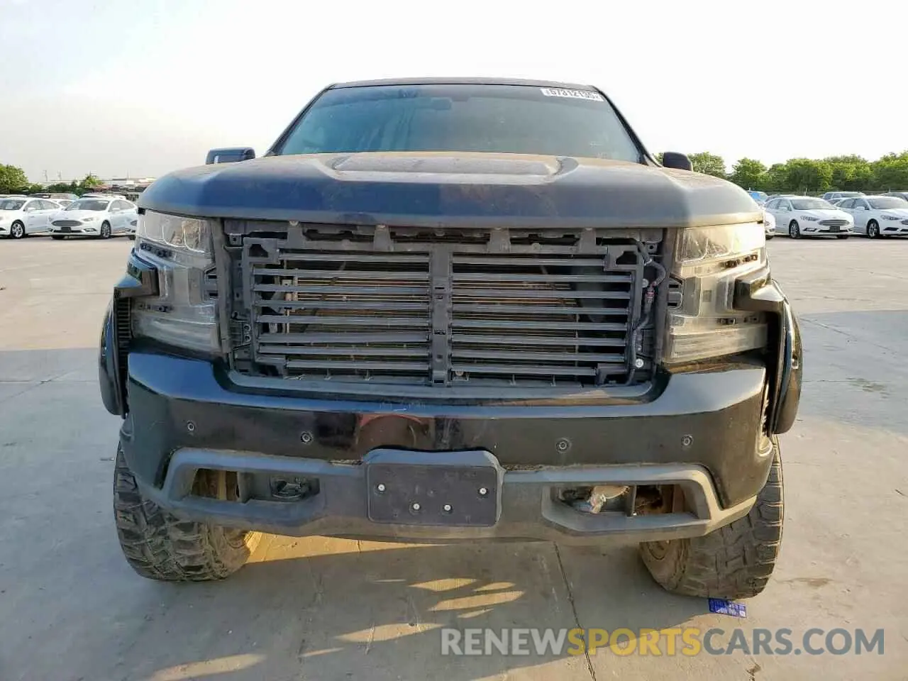 5 Photograph of a damaged car 3GCUYEEDXKG166804 CHEVROLET ALL Models 2019
