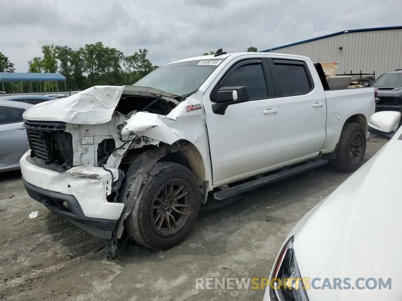 1 Photograph of a damaged car 3GCUYEEDXKG223633 CHEVROLET ALL Models 2019