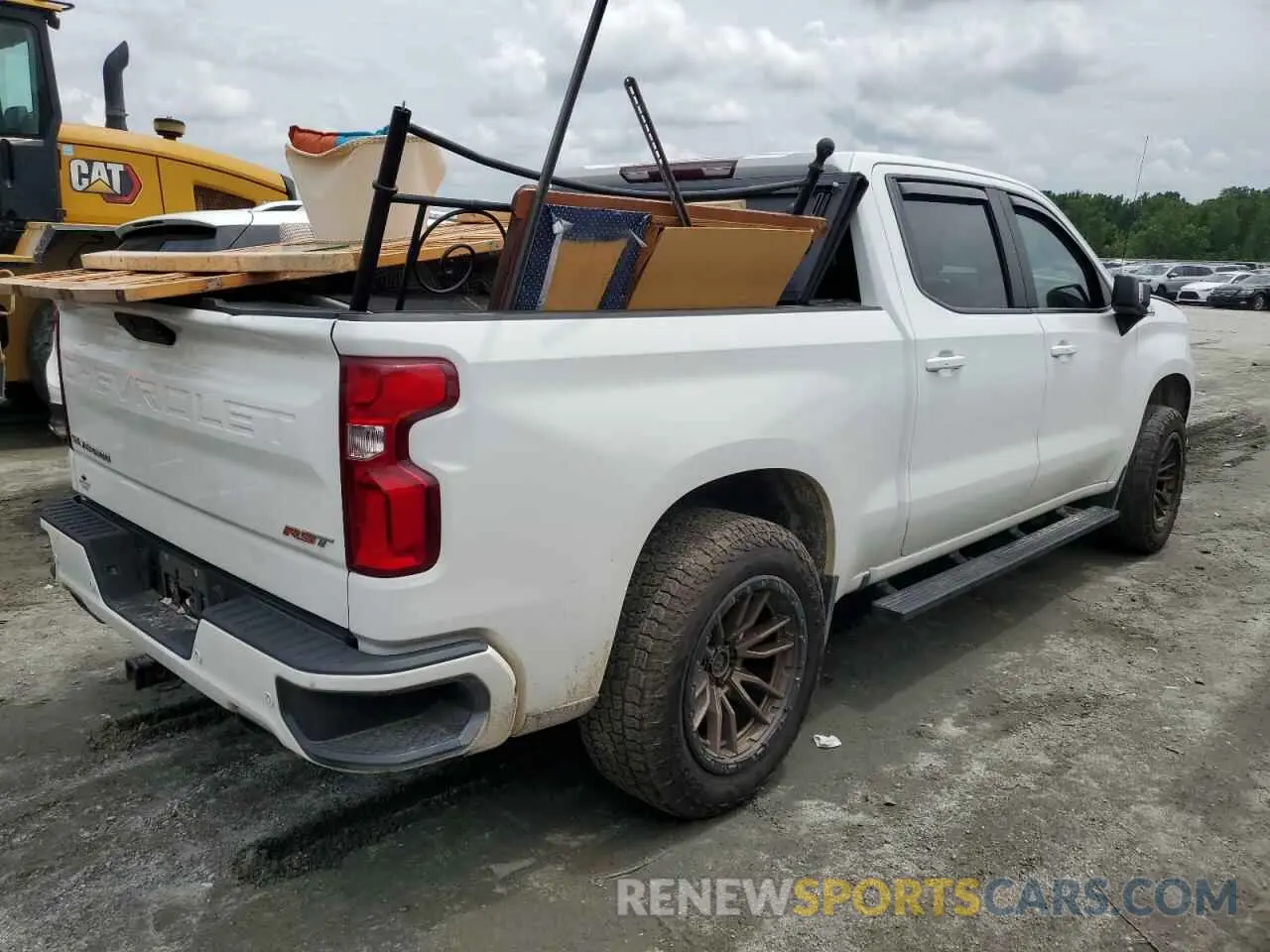 3 Photograph of a damaged car 3GCUYEEDXKG223633 CHEVROLET ALL Models 2019