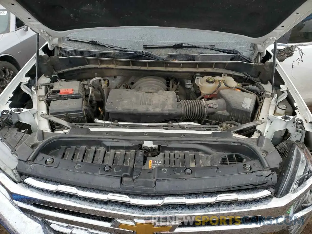 11 Photograph of a damaged car 3GCUYGED1KG138840 CHEVROLET ALL Models 2019