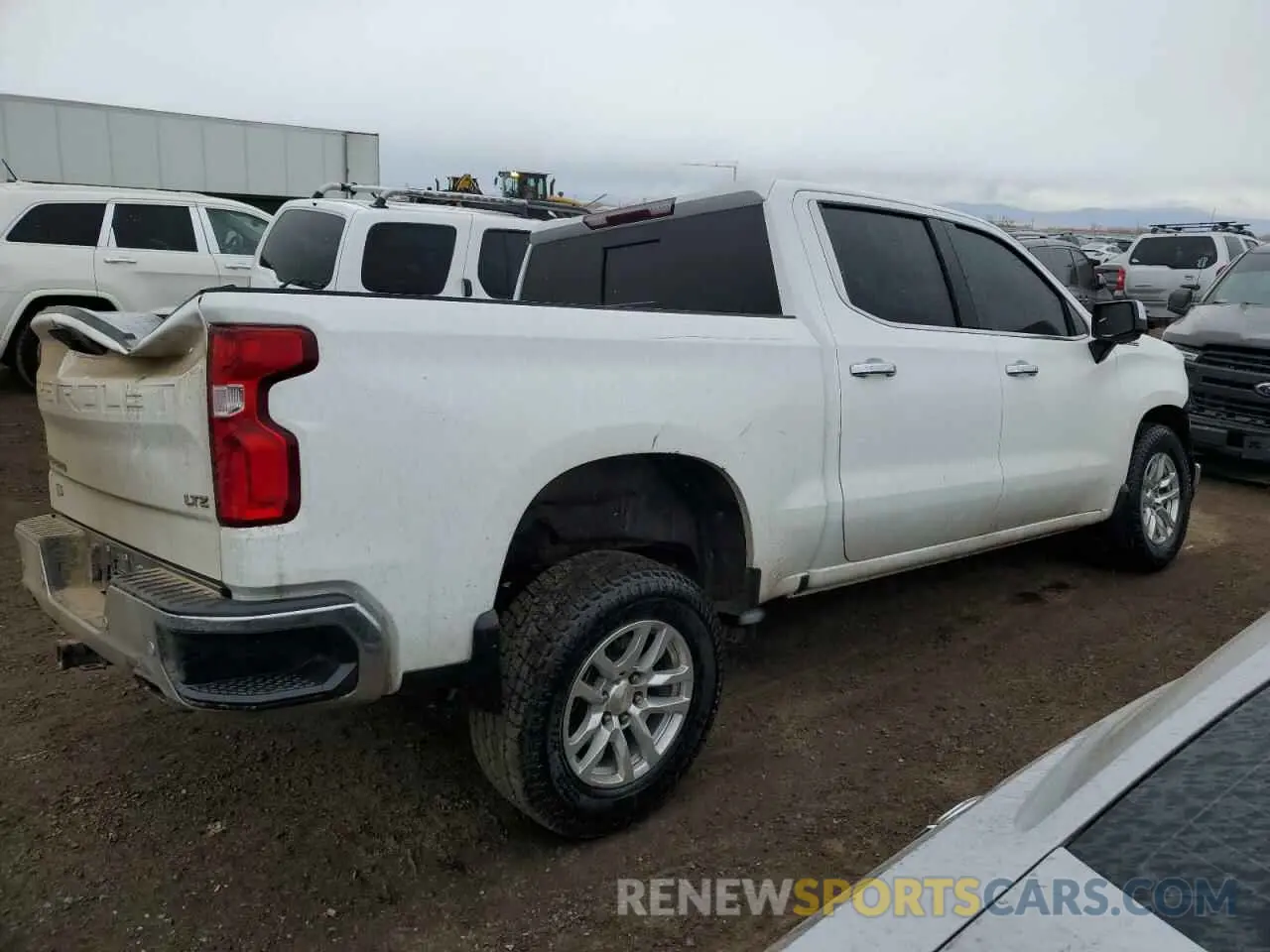 3 Photograph of a damaged car 3GCUYGED1KG138840 CHEVROLET ALL Models 2019