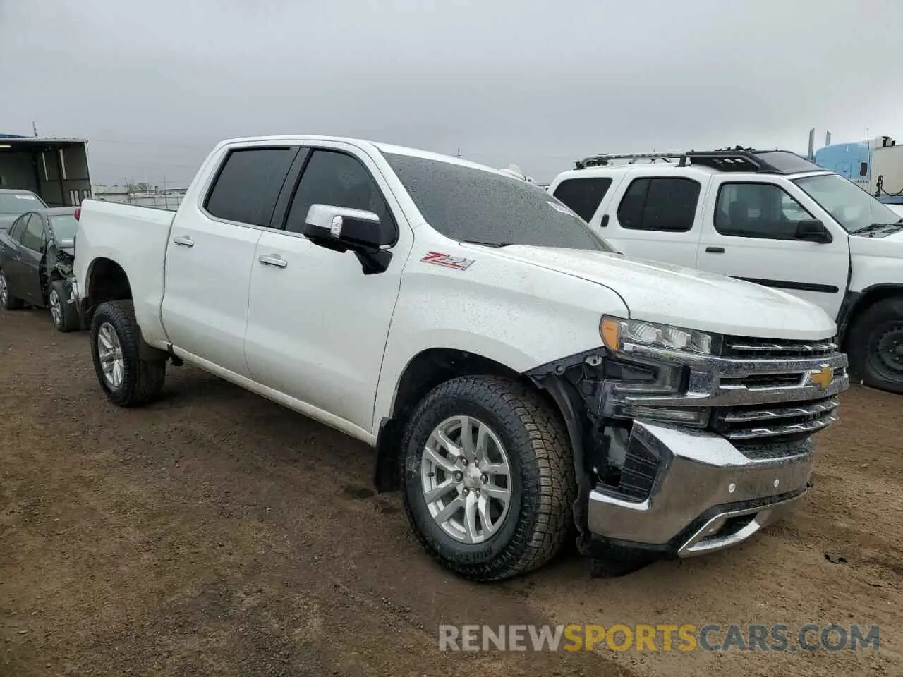 4 Photograph of a damaged car 3GCUYGED1KG138840 CHEVROLET ALL Models 2019