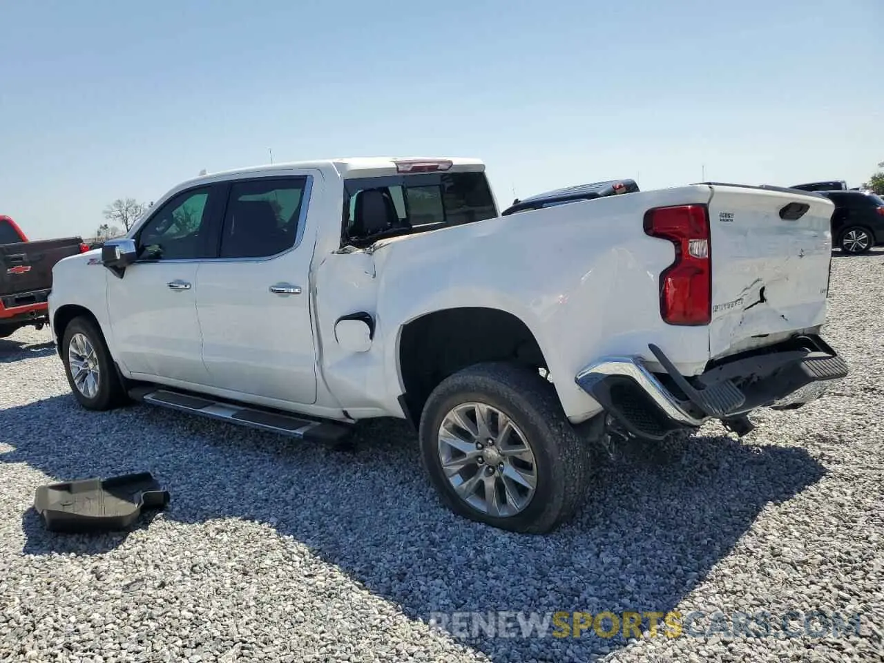 2 Photograph of a damaged car 3GCUYGED4KG222070 CHEVROLET ALL Models 2019